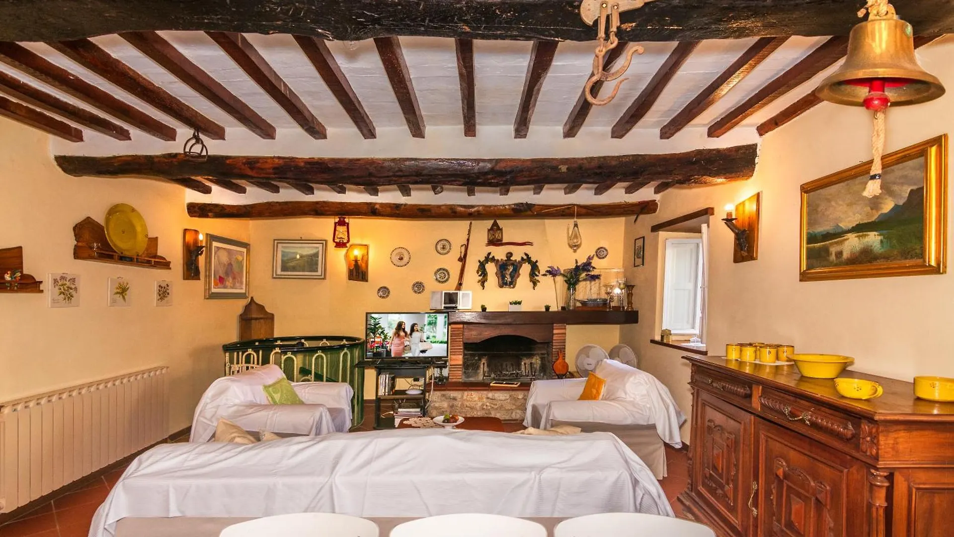 Tenuta San Giovanni Lucca - Borgo Ai Rovai 0*,